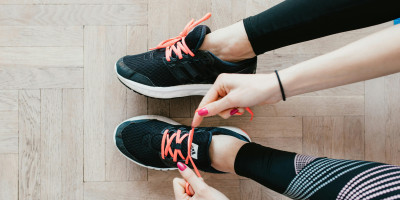 Cómo combina el pilates con otros deportes como correr, nadar o ir al gimnasio